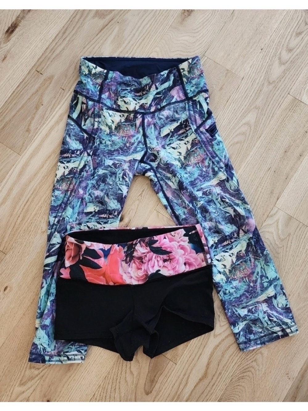 Lululemon Capri leggings and shorts size 2